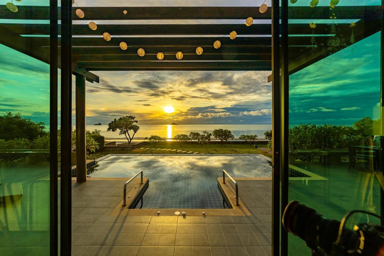 Beachfront Modern 4 Bedroom Pool Villa - Rv HHQ Exterior foto