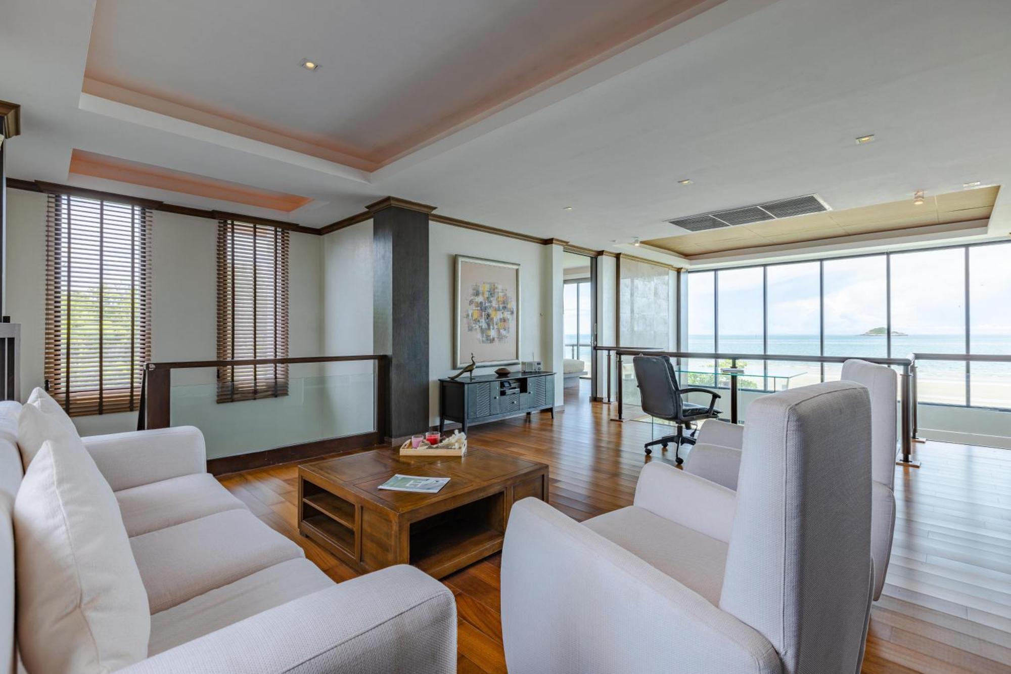 Beachfront Modern 4 Bedroom Pool Villa - Rv HHQ Exterior foto