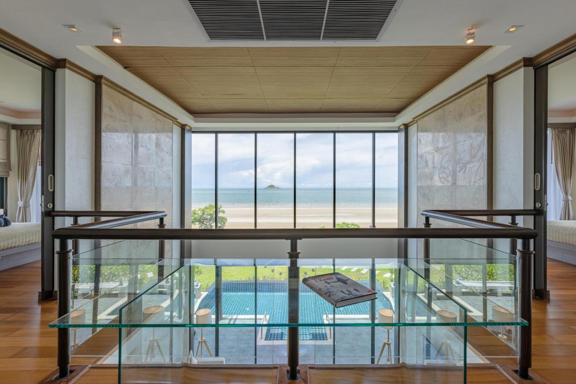 Beachfront Modern 4 Bedroom Pool Villa - Rv HHQ Exterior foto