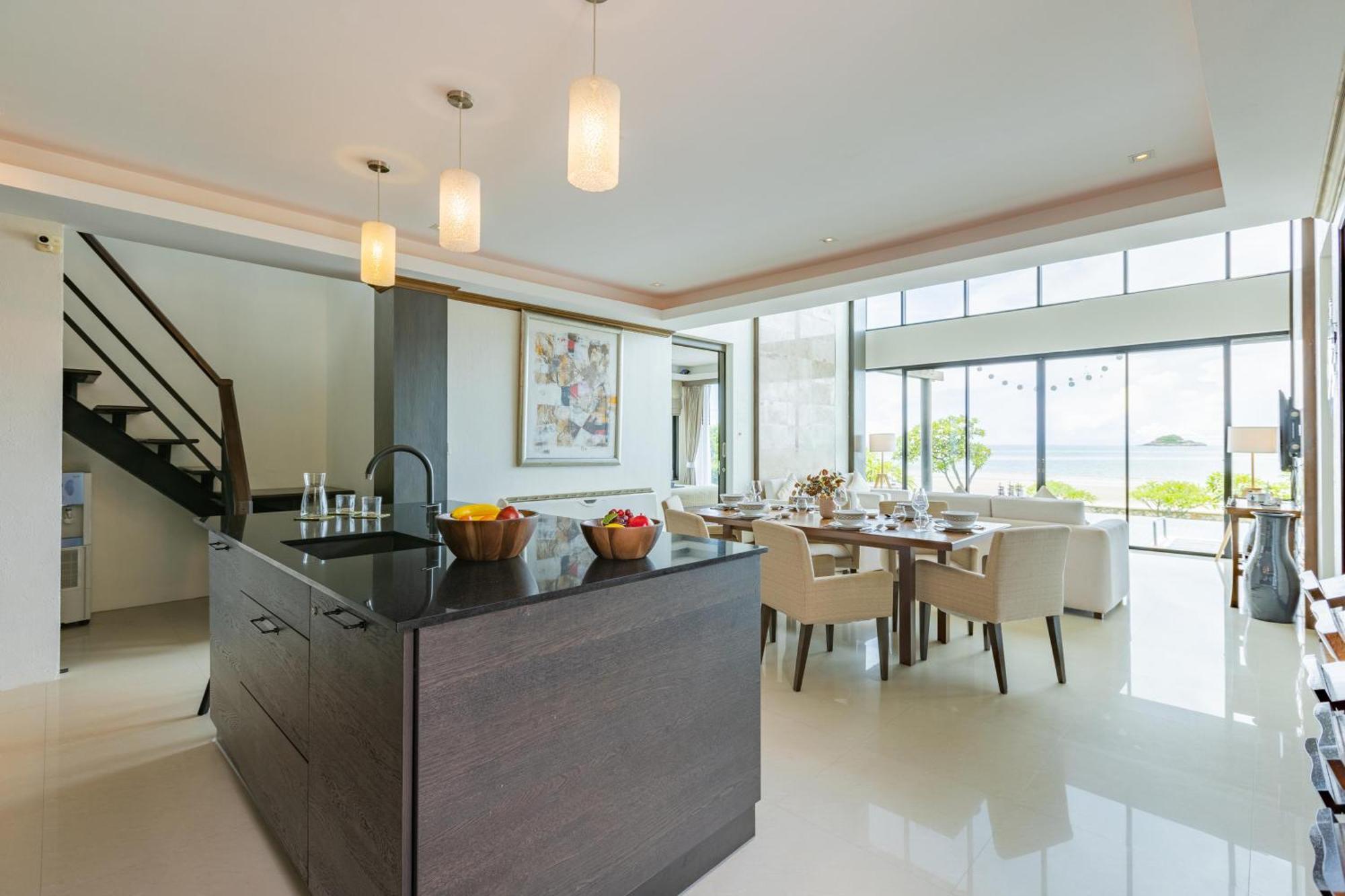 Beachfront Modern 4 Bedroom Pool Villa - Rv HHQ Exterior foto