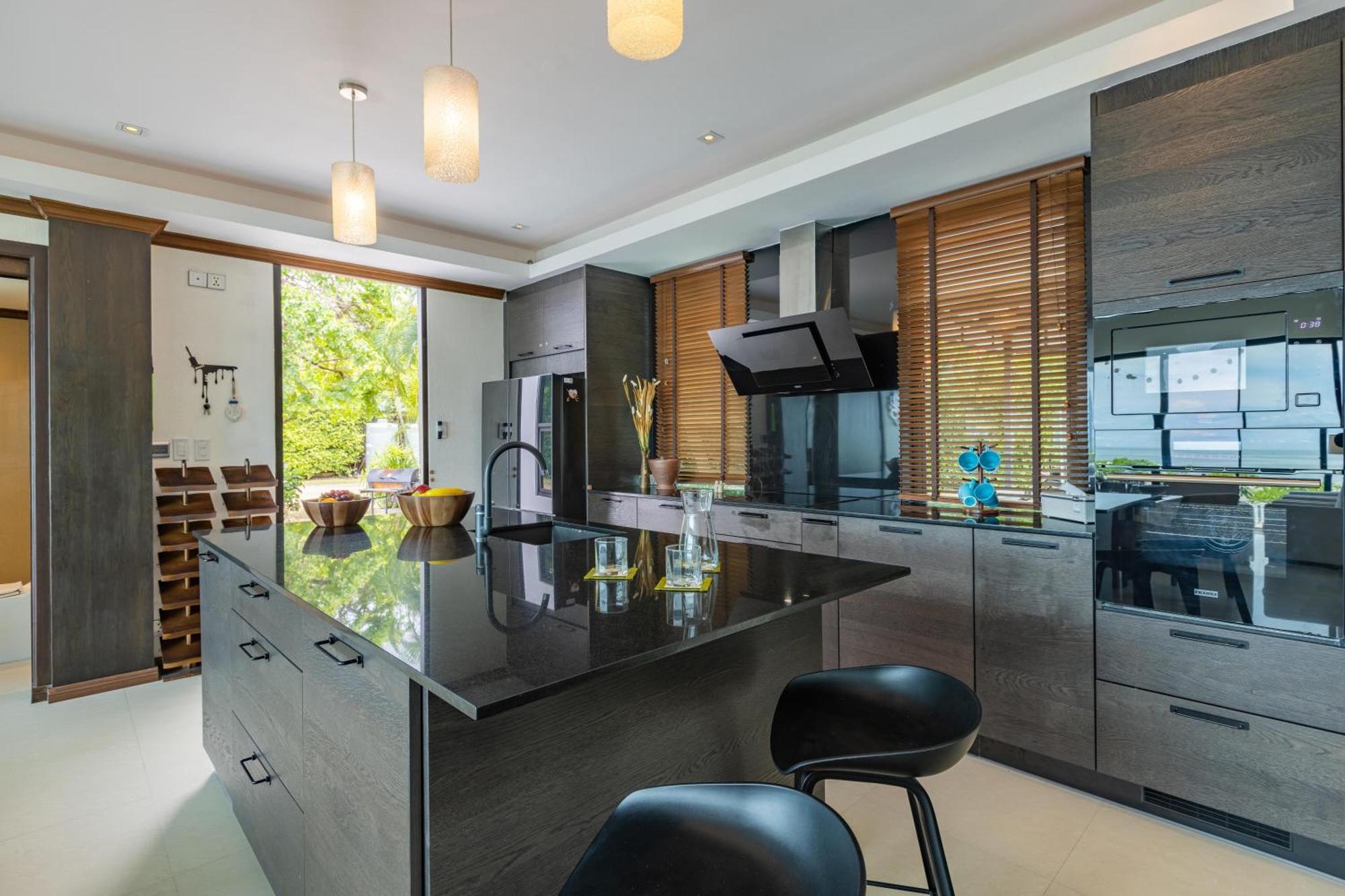 Beachfront Modern 4 Bedroom Pool Villa - Rv HHQ Exterior foto