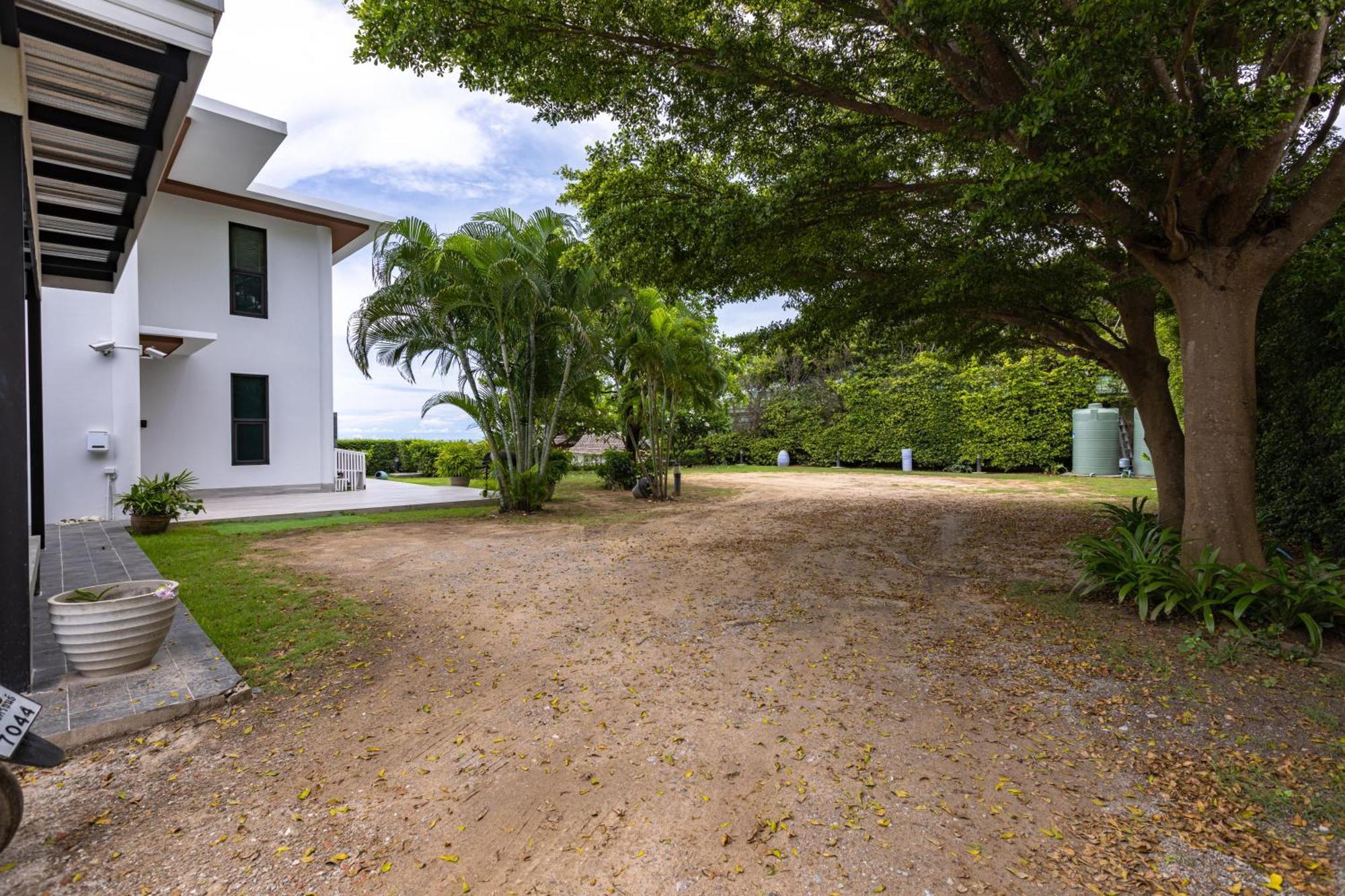 Beachfront Modern 4 Bedroom Pool Villa - Rv HHQ Exterior foto