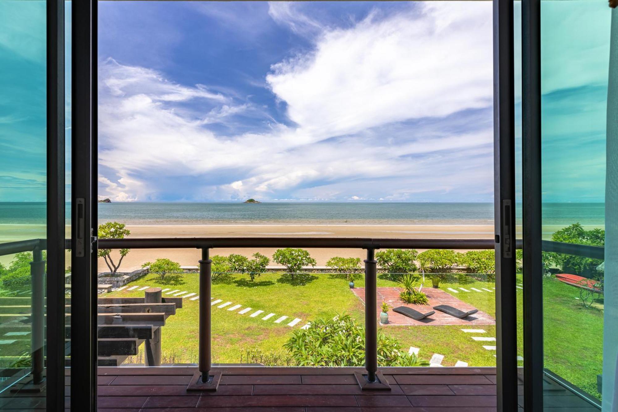 Beachfront Modern 4 Bedroom Pool Villa - Rv HHQ Exterior foto